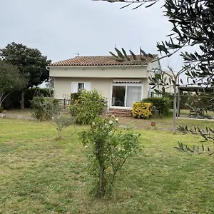 casa-les-roques.catalonia-hotels.com/